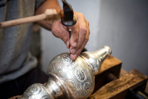 jewellery-maker-working-in-workshop-crafting-homem-2025-03-08-14-28-25-utc