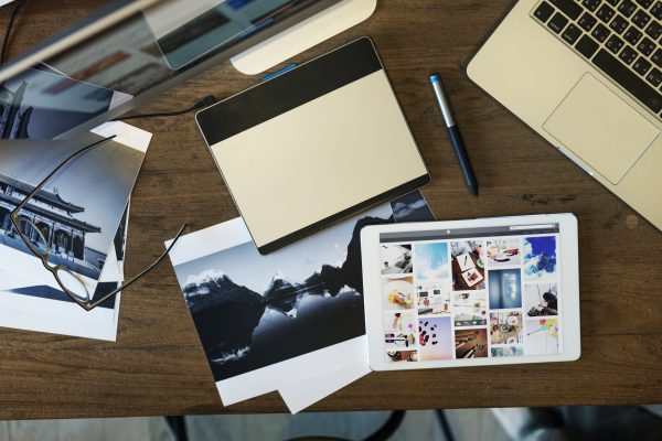 digital-tablet-photography-design-studio-editing-c-2025-02-09-23-30-32-utc